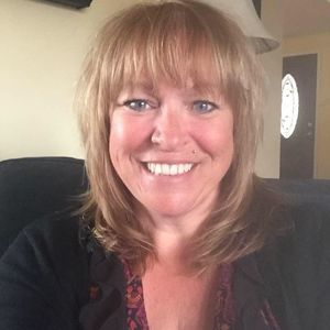 Meet your Posher, Debra